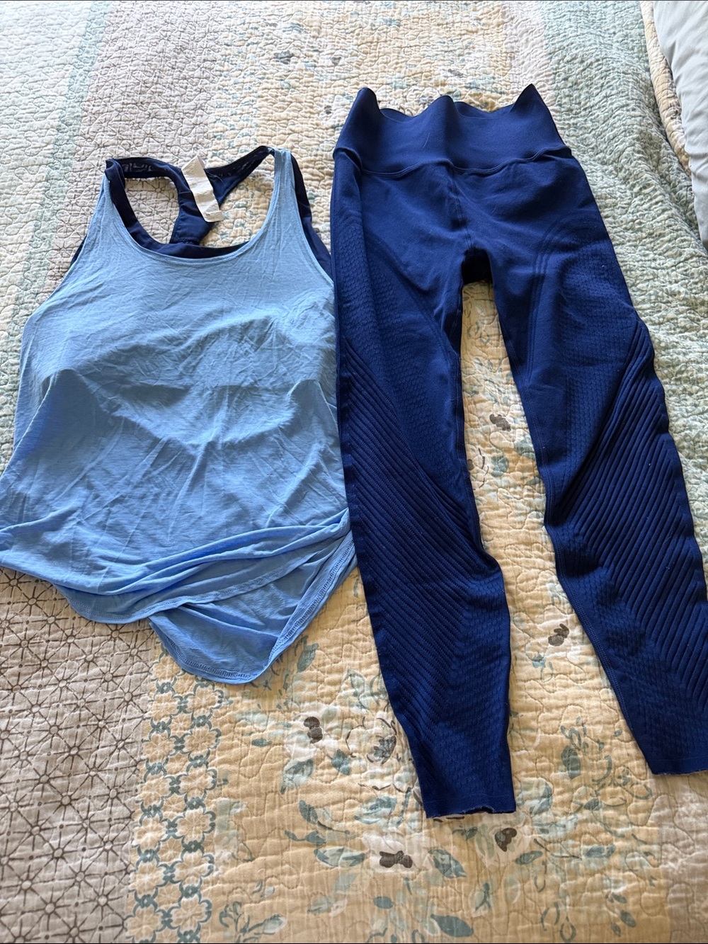 Fabletics Light Blue Tank & Navy Leggings Set